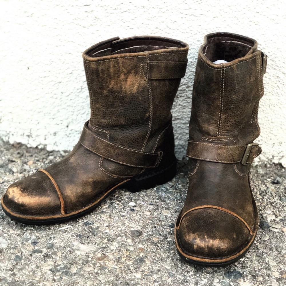 UGG Genuine Leather & Shearling Lined Buckle Boot
